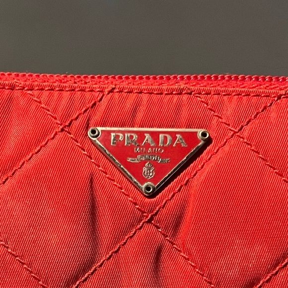 Red Prada Wallet - Picture 1 of 10